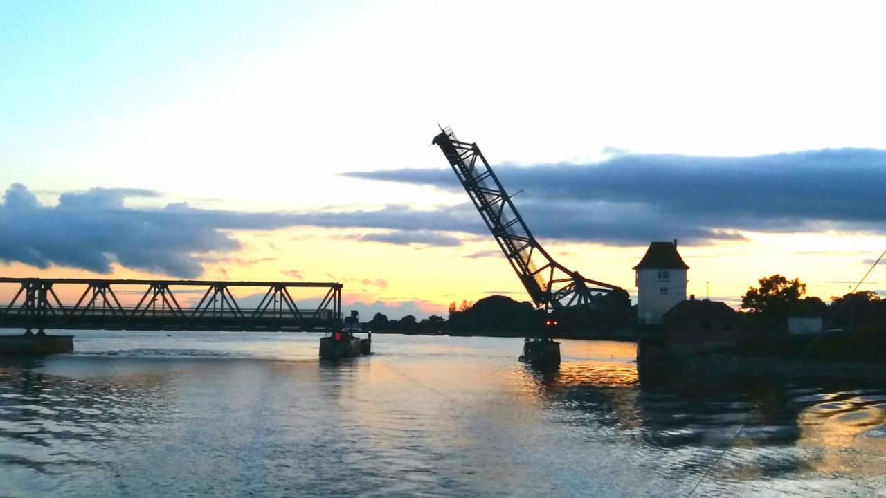 Direkter Blick Auf'S Wasser Fahrdorf  Kültér fotó