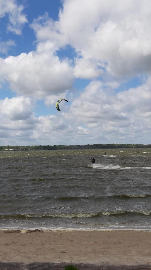 Direkter Blick Auf'S Wasser Fahrdorf  Kültér fotó